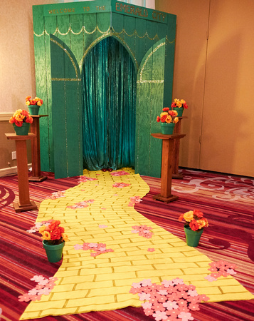Entrance To Emerald City